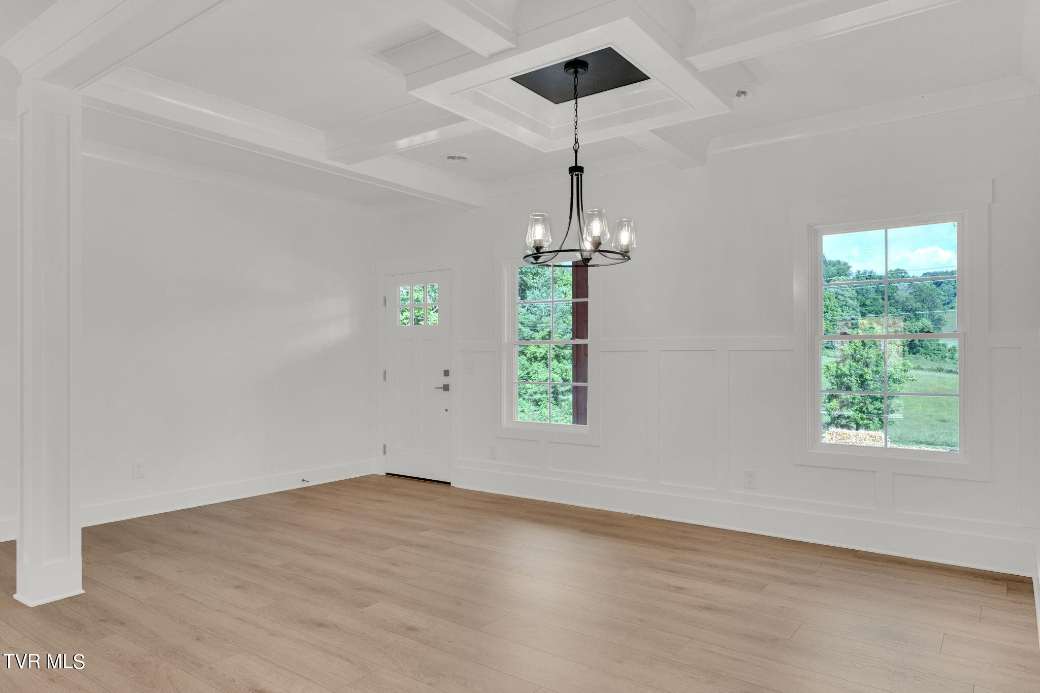 138 Boones Station Road Johnson City, TN 37615 - Photo 28 of 51 Dining room