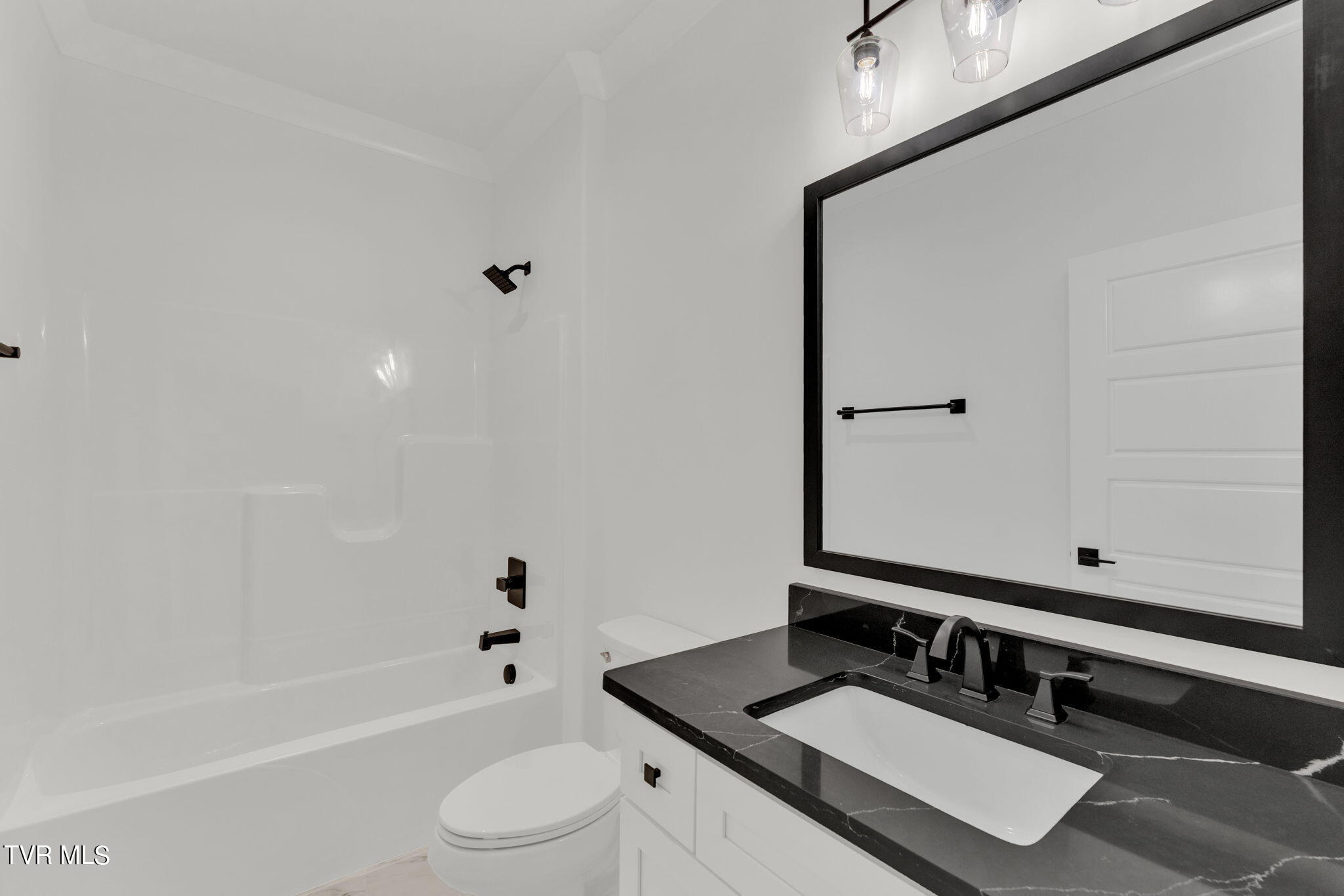 138 Boones Station Road Johnson City, TN 37615 - Photo 41 of 51 Guest bathroom