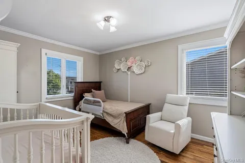 $1,199,999 | 159 Driftwood Drive, West Islip, NY 11795