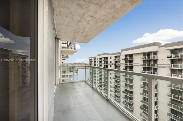 $2,000 | 5085 Northwest 7th Street, Unit PH12, Miami, FL 33126