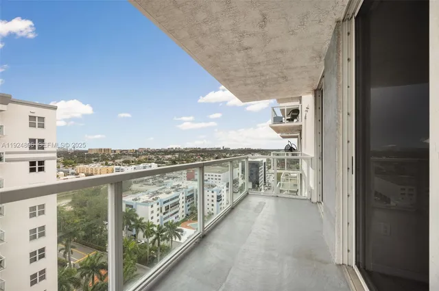 $2,000 | 5085 Northwest 7th Street, Unit PH12, Miami, FL 33126