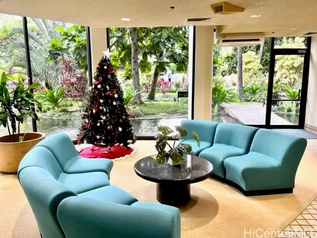 $4,000 | 300 Wai Nani Way, Unit I1801, Honolulu, HI 96815