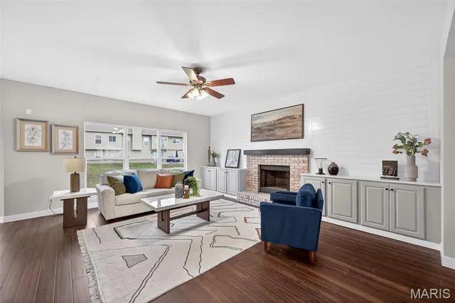 $450,000 | 1933 Providence Estate Drive, Wentzville, MO 63385