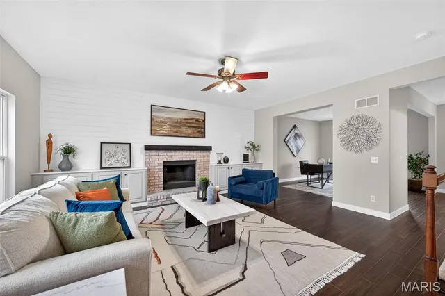 $450,000 | 1933 Providence Estate Drive, Wentzville, MO 63385