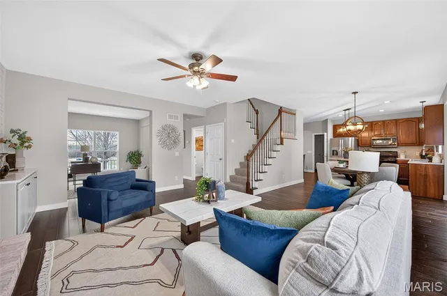 $450,000 | 1933 Providence Estate Drive, Wentzville, MO 63385