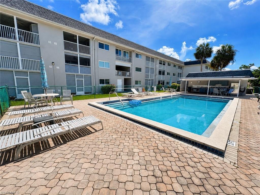 5515 Rattlesnake Hamm Road, Unit 302 Naples, FL 34113 - Photo 7 of 29