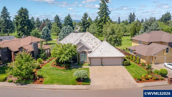 $824,500 | 365 Snead Drive North, Keizer, OR 97303