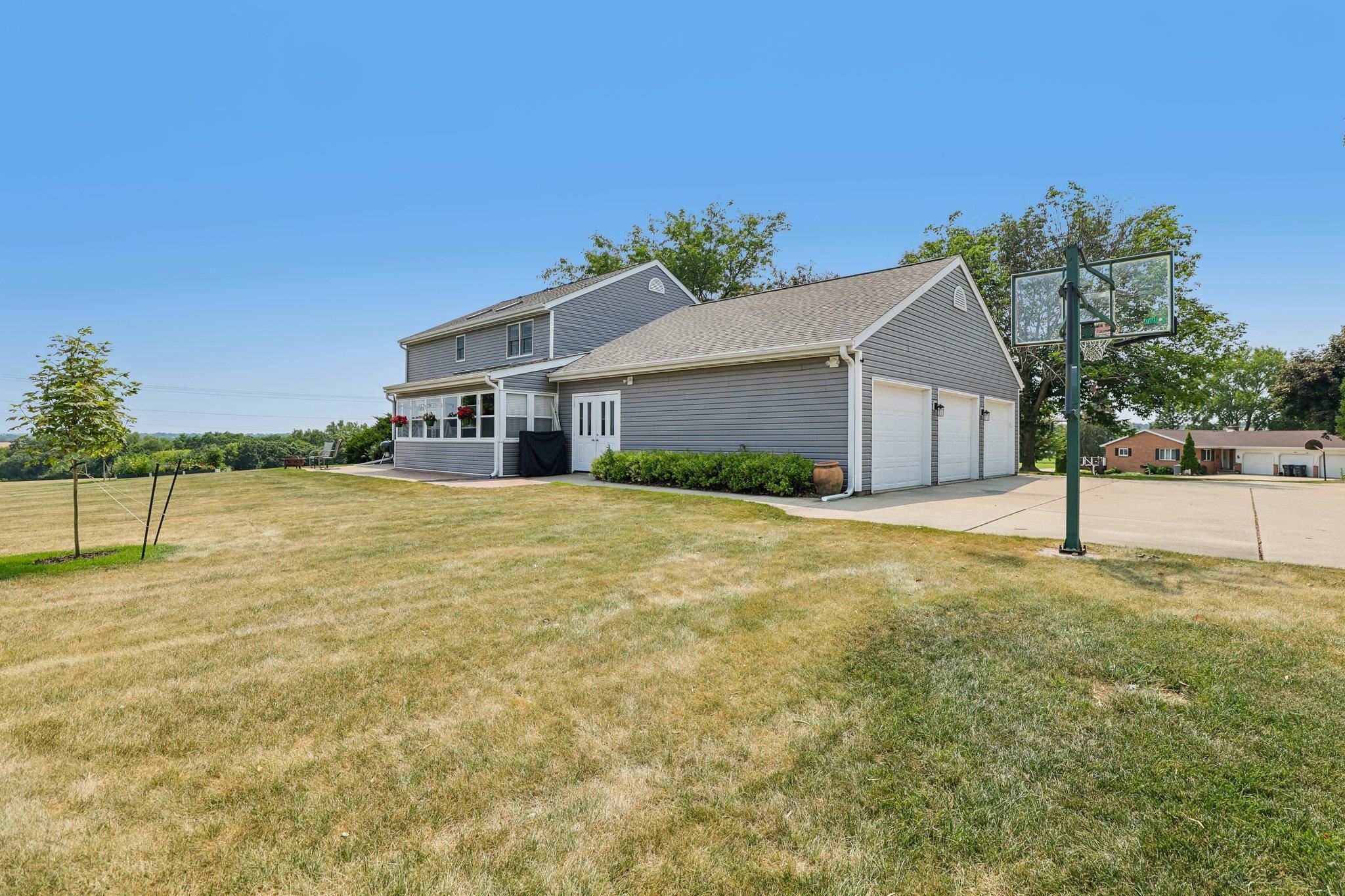 5220 Scenic Ridge Trail Middleton, WI 53562 - Photo 71 of 85