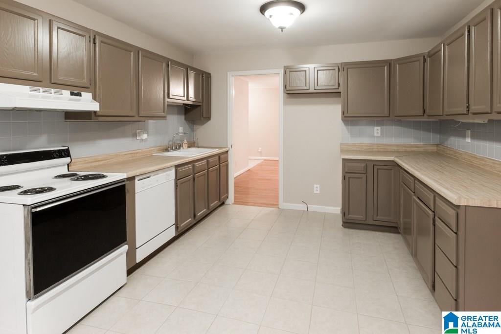 99 Joshua Road Pell City, AL 35128 - Photo 14 of 43