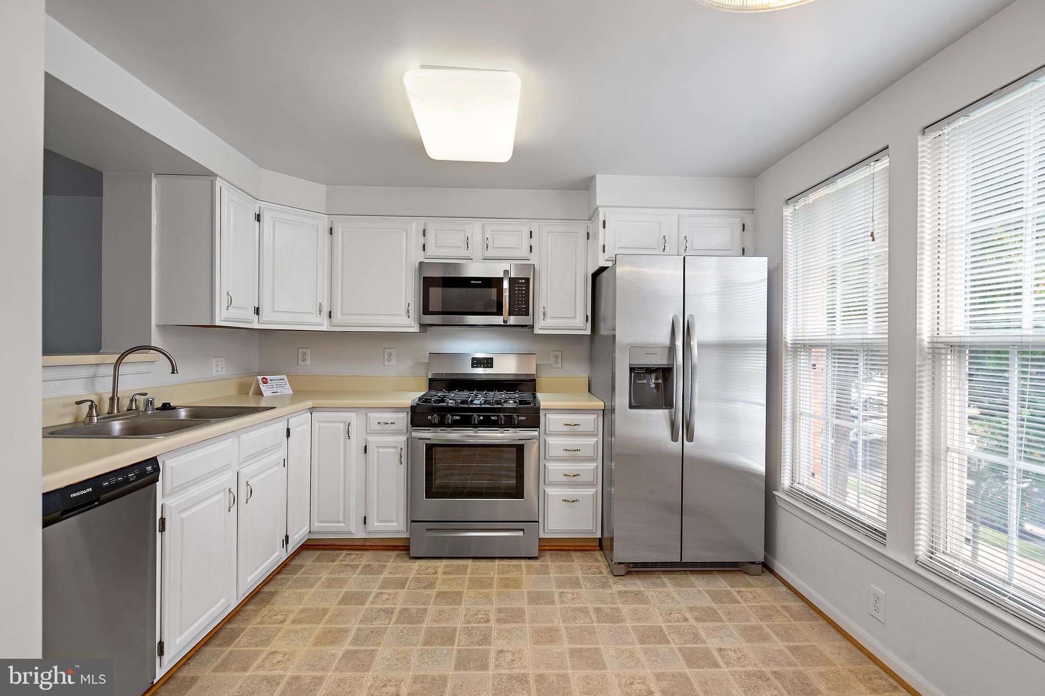 45435 Gable Square Sterling, VA 20164 - Photo 2 of 13