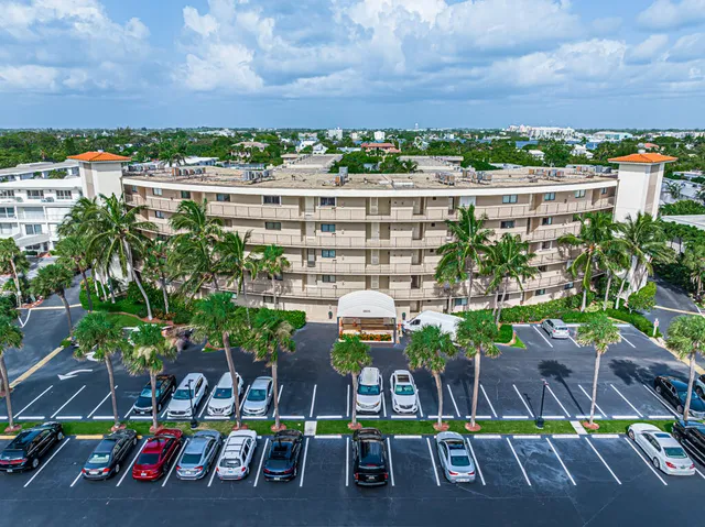 $3,600 | 3605 South Ocean Boulevard, Unit 312, South Palm Beach, FL 33480