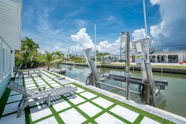 $11,200 | 1265 Holiday Drive, Englewood, FL 34223