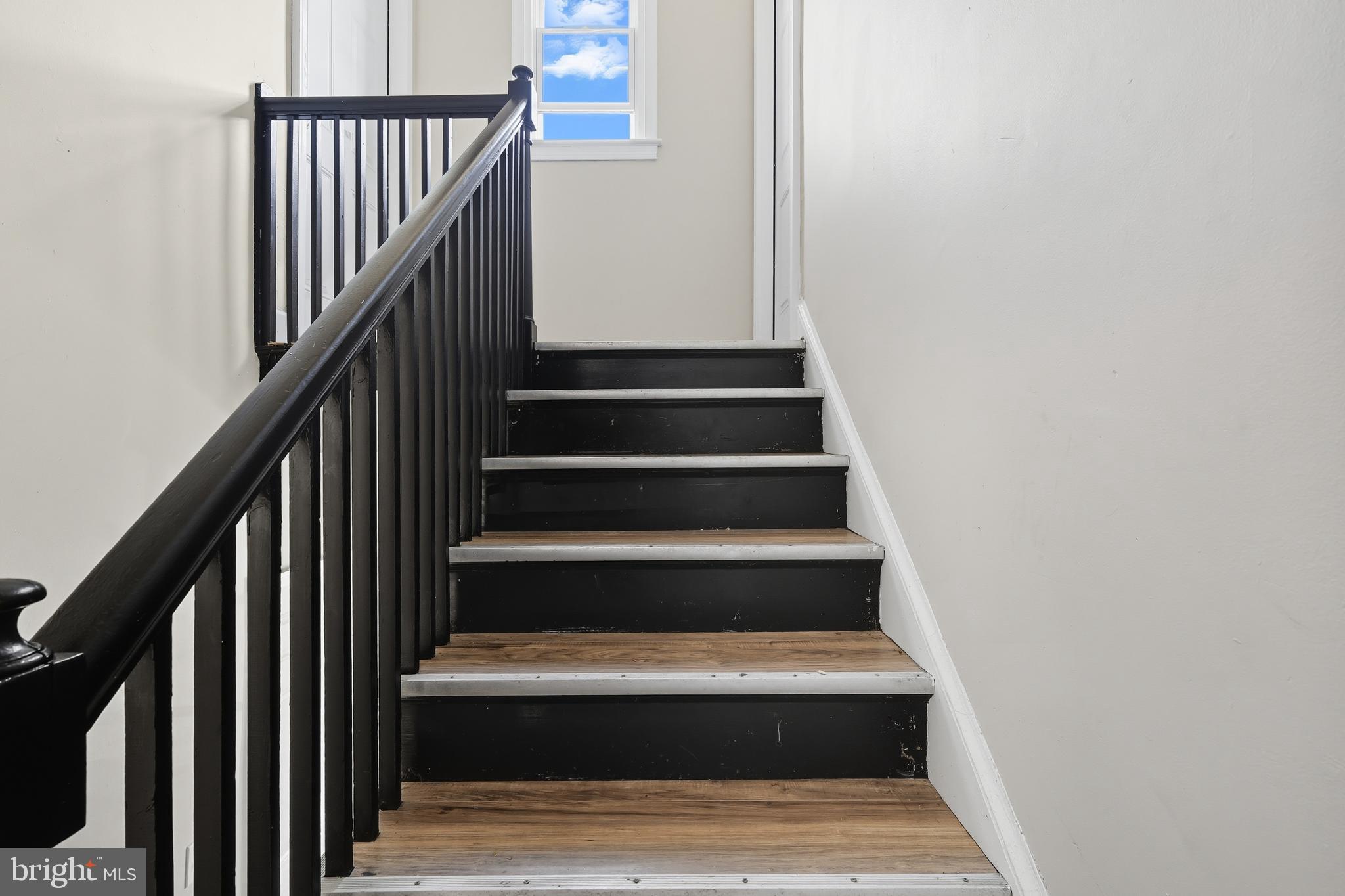 3919 R Street Southeast Washington, DC 20020 - Photo 21 of 41 a view of entryway