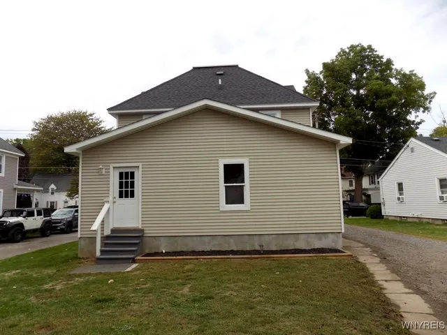 $275,000 | 6000 Ide Road, Newfane, NY 14108