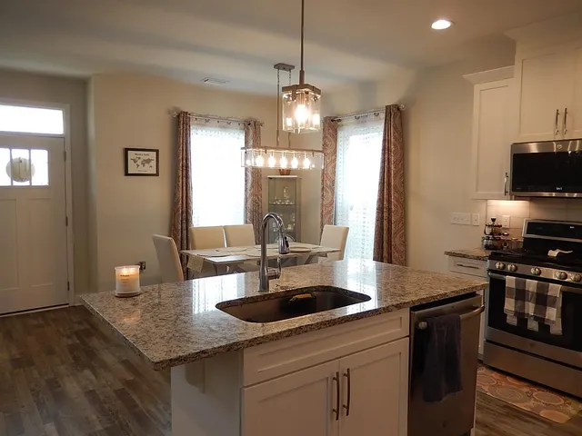 $2,500 | 2886 Fontana Street, Tallahassee, FL 32308