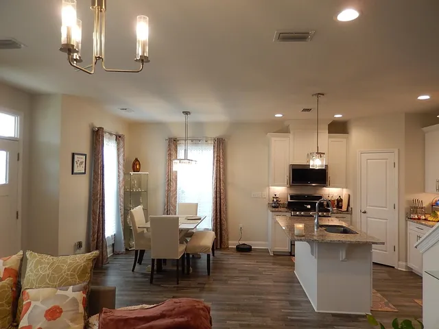 $2,500 | 2886 Fontana Street, Tallahassee, FL 32308