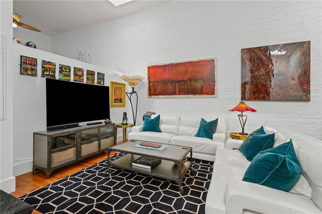 448 Julia Street, Unit 218 New Orleans, LA 70130 - Photo 5 of 24