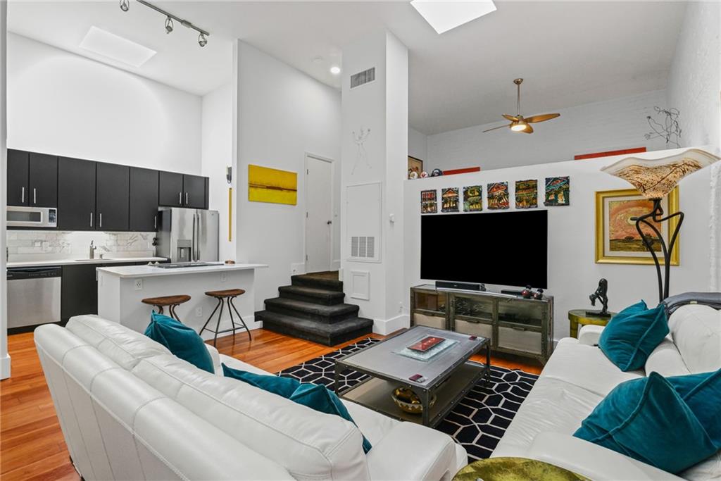 448 Julia Street, Unit 218 New Orleans, LA 70130 - Photo 7 of 24