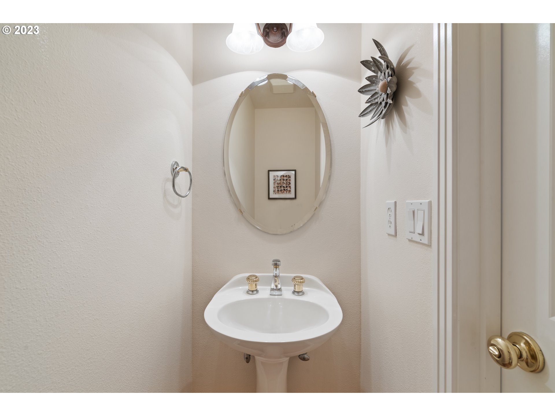 3490 Chaparrel Loop West Linn, OR 97068 - Photo 22 of 35 a bathroom with a sink and a mirror
