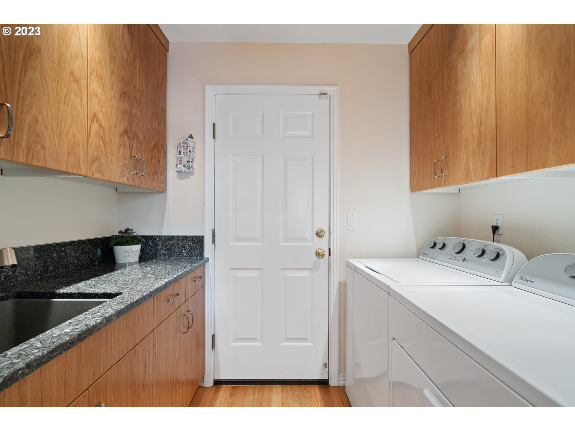 3490 Chaparrel Loop West Linn, OR 97068 - Photo 23 of 35 a kitchen with a sink and cabinets