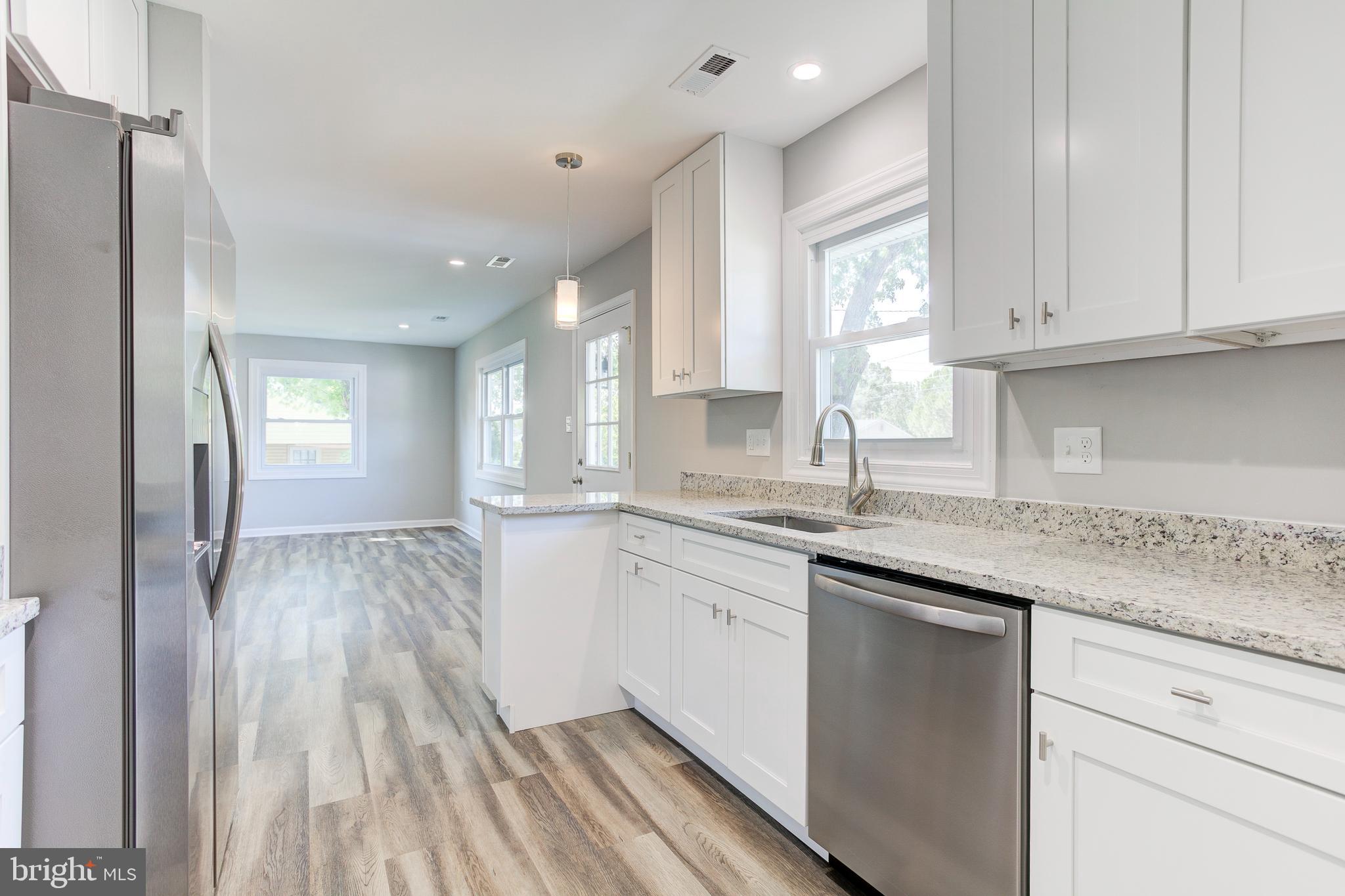 7539 Alleghany Road Manassas, VA 20111 - Photo 5 of 20