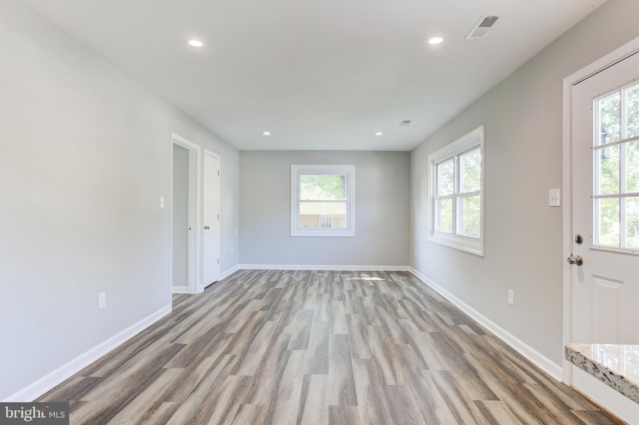 7539 Alleghany Road Manassas, VA 20111 - Photo 8 of 20