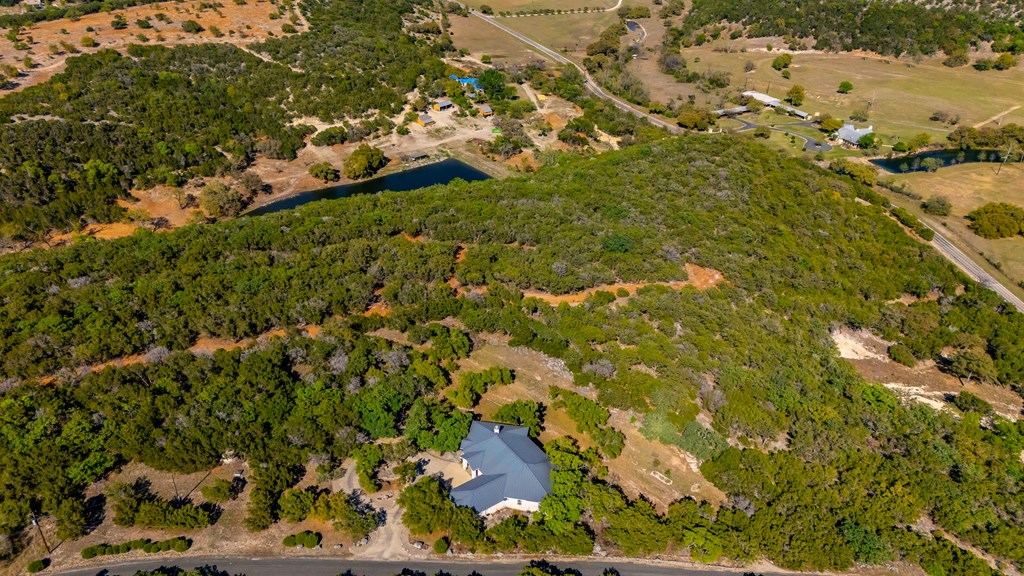 426 Treasure Hills Road South Kerrville, TX 78028 - Photo 10 of 58