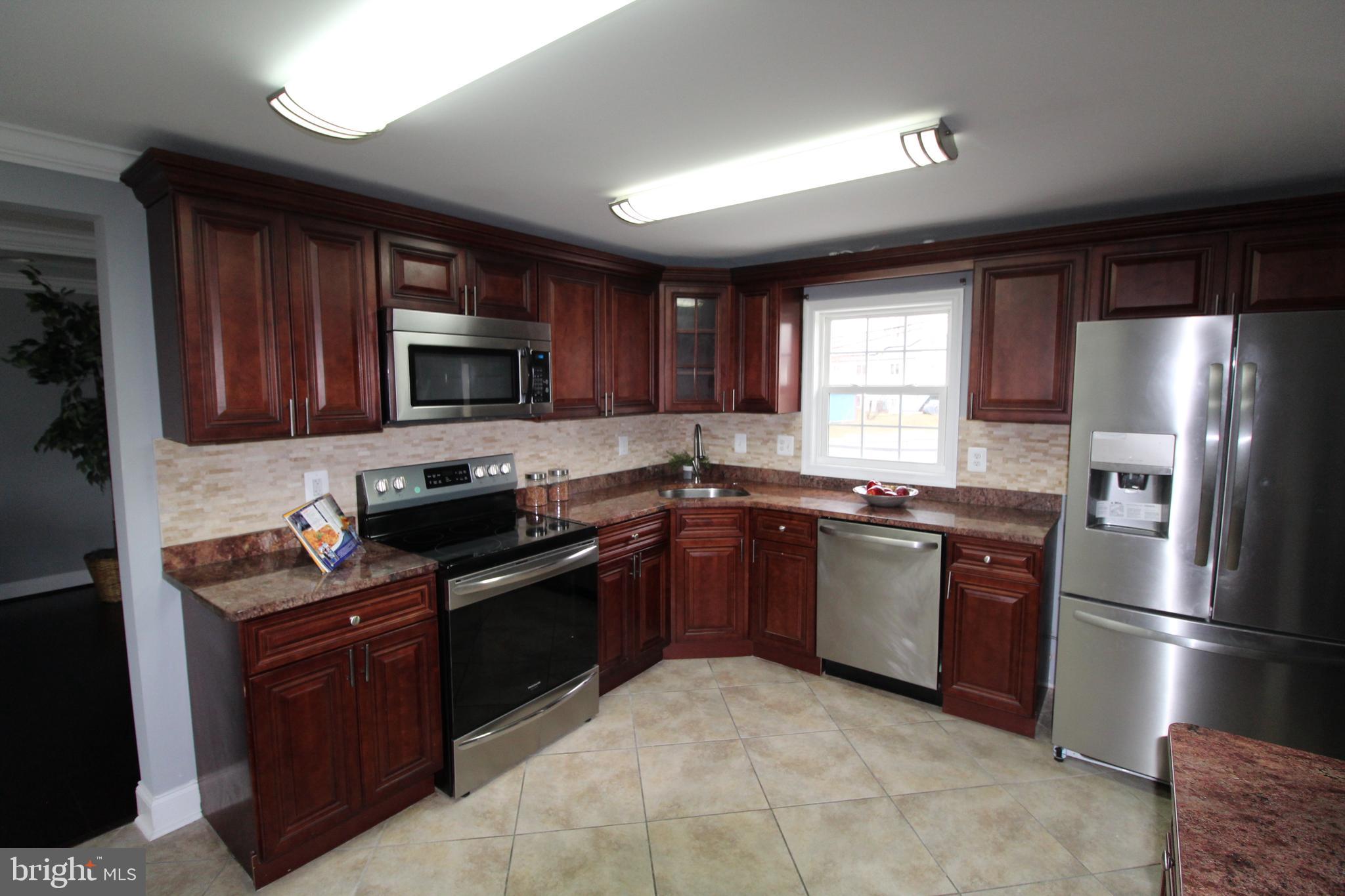7800 A Blue Grass Road Baltimore, MD 21237 - Photo 5 of 28 Kitchen