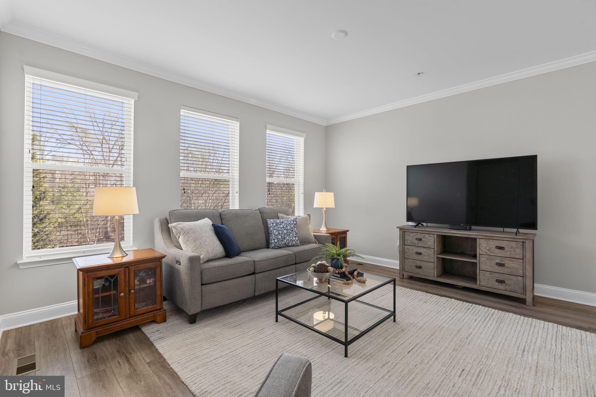 204 Bethel Alley Edgewater, MD 21037 - Photo 8 of 34 LVP flooring updated in 2024