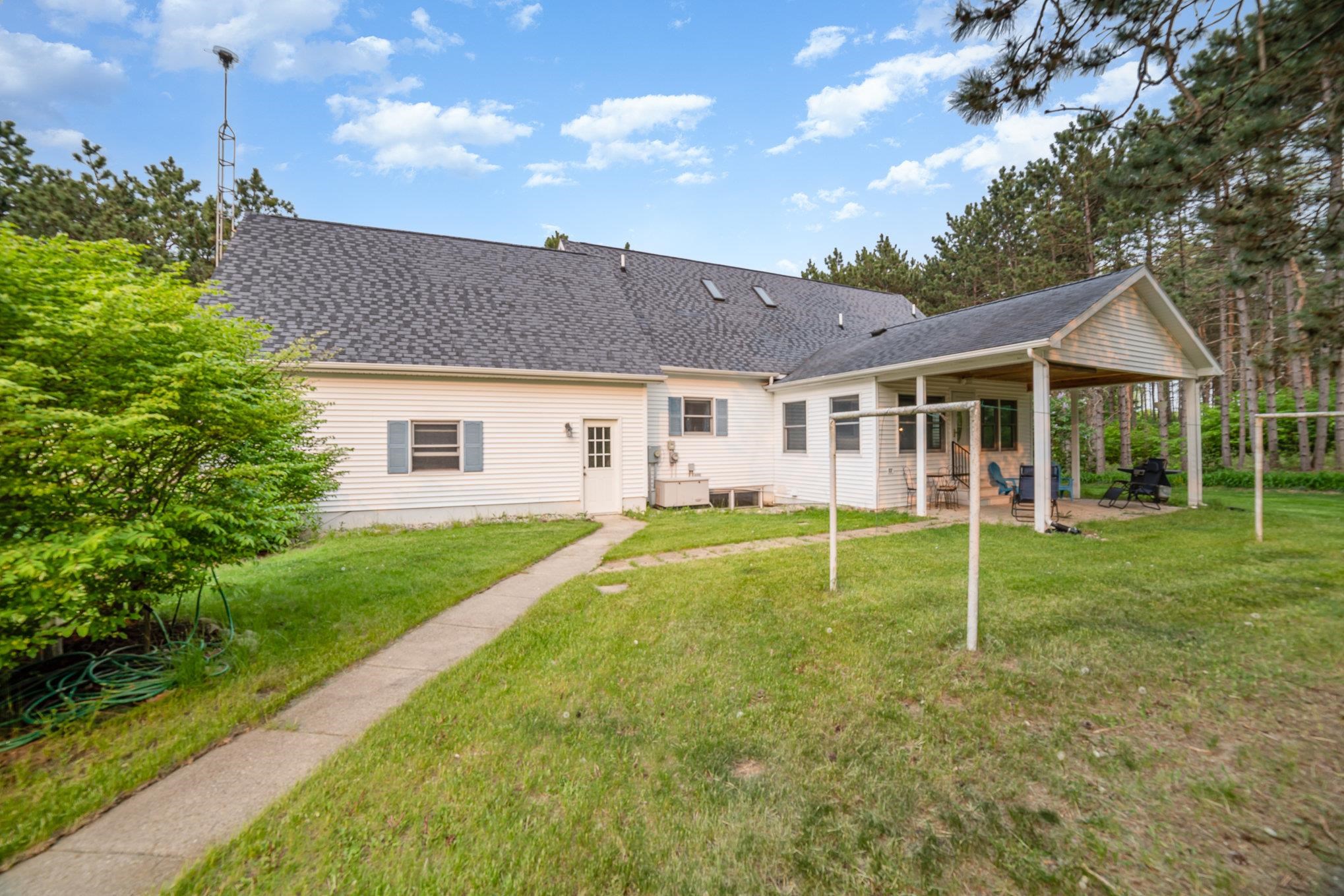 9470 South Fordyce Road Shepherd, MI 48883 - Photo 5 of 38