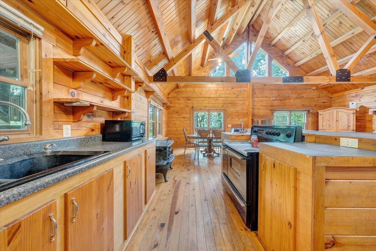 1466 Oak Ridge Farm Road Moneta, VA 24121 - Photo 18 of 66 18-MIB07859
