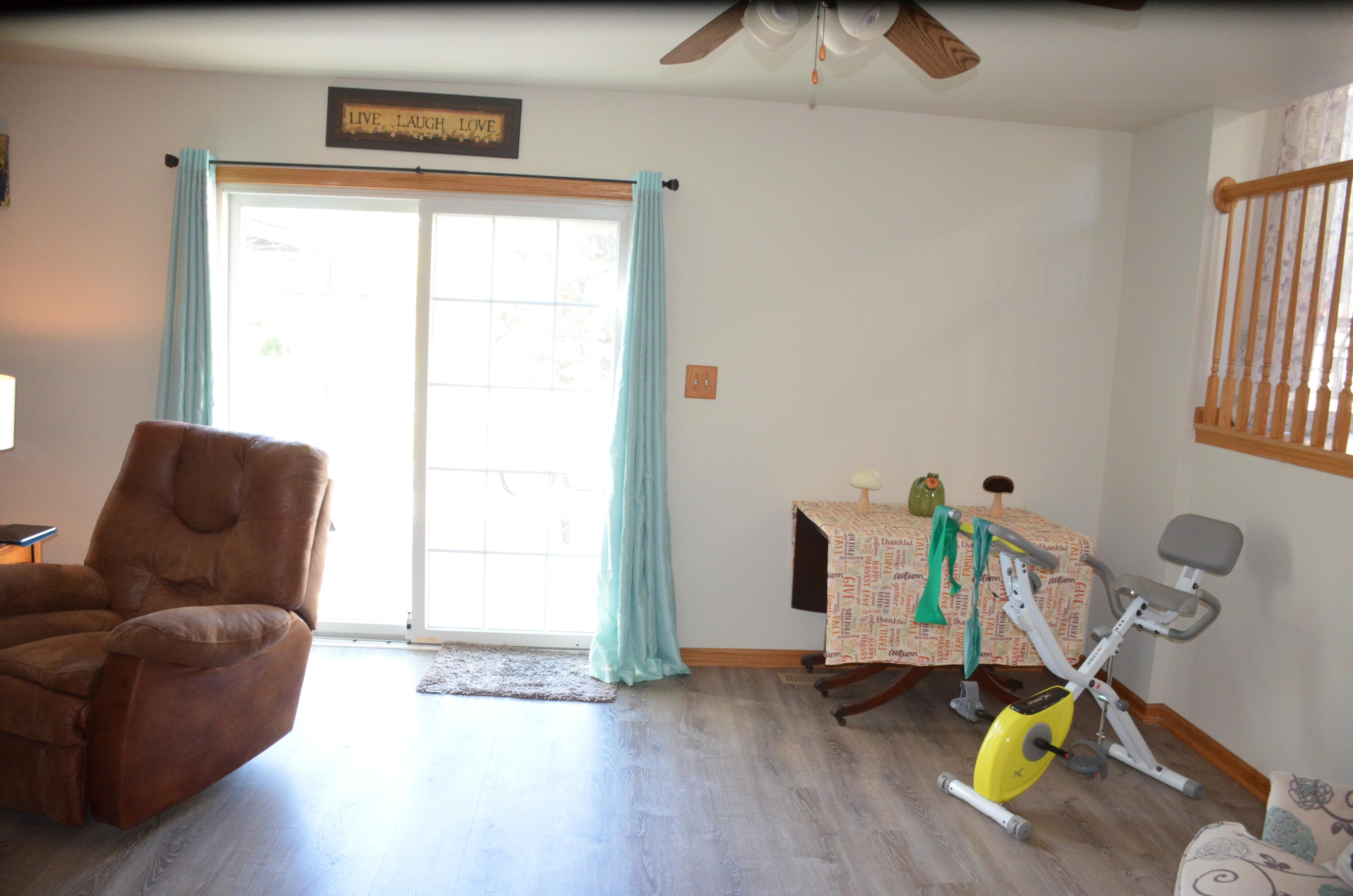 8262 Heron Lake Road St. John, IN 46373 - Photo 51 of 51 a living room with furniture and a window