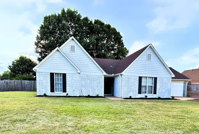 $228,000 | 122 Apple Drive, Senatobia, MS 38668