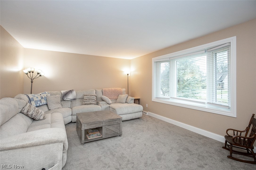 8493 Webster Road Strongsville, OH 44136 - Photo 12 of 33