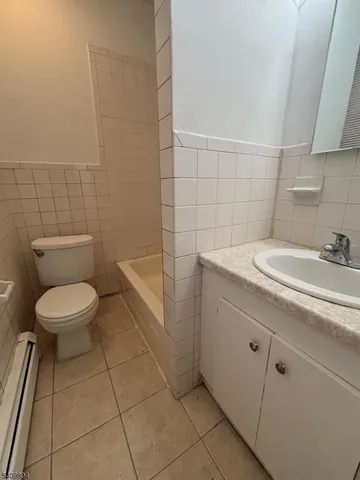 $1,600 | 65 Malvern Street, Unit 4, Newark, NJ 07105