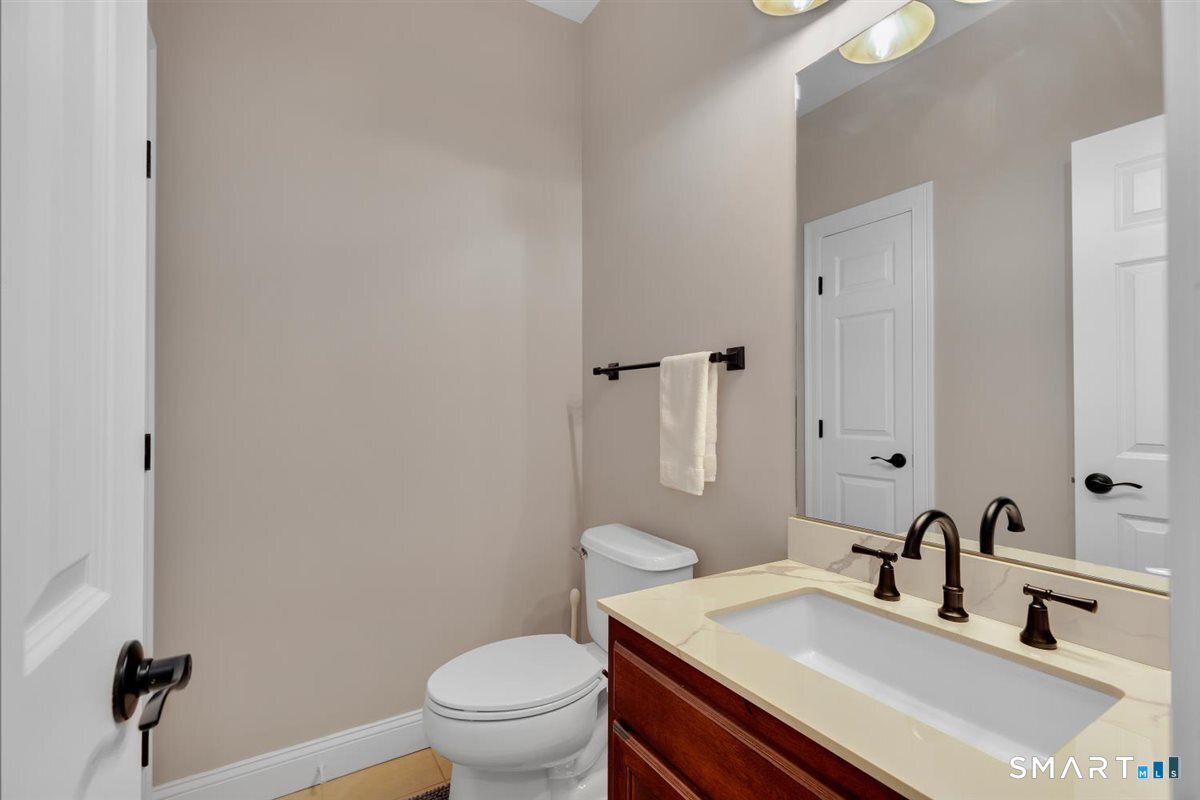 2 Chapman Chase Windsor Locks, CT 06096 - Photo 22 of 40