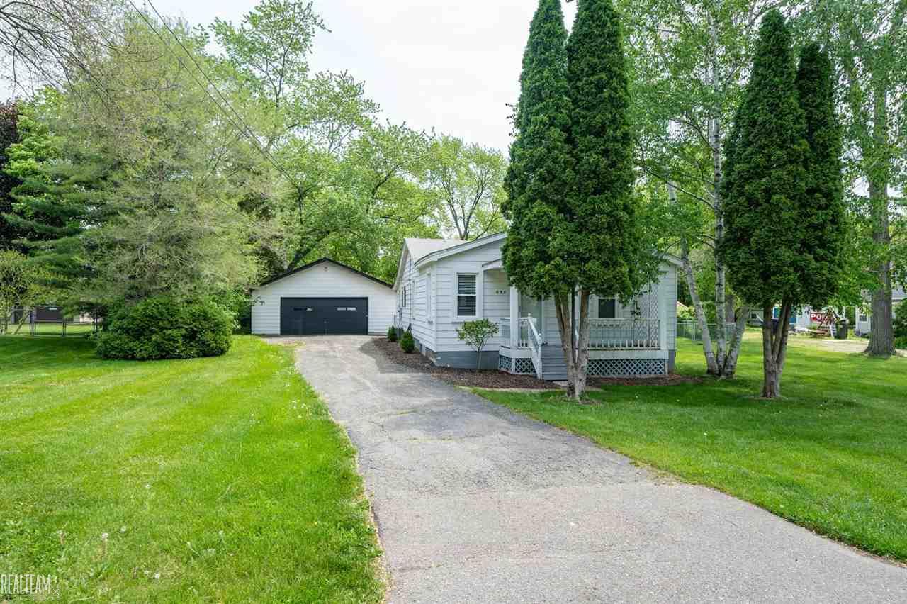3725 Hazelton Avenue Rochester Hills, MI 48307 - Photo 2 of 27