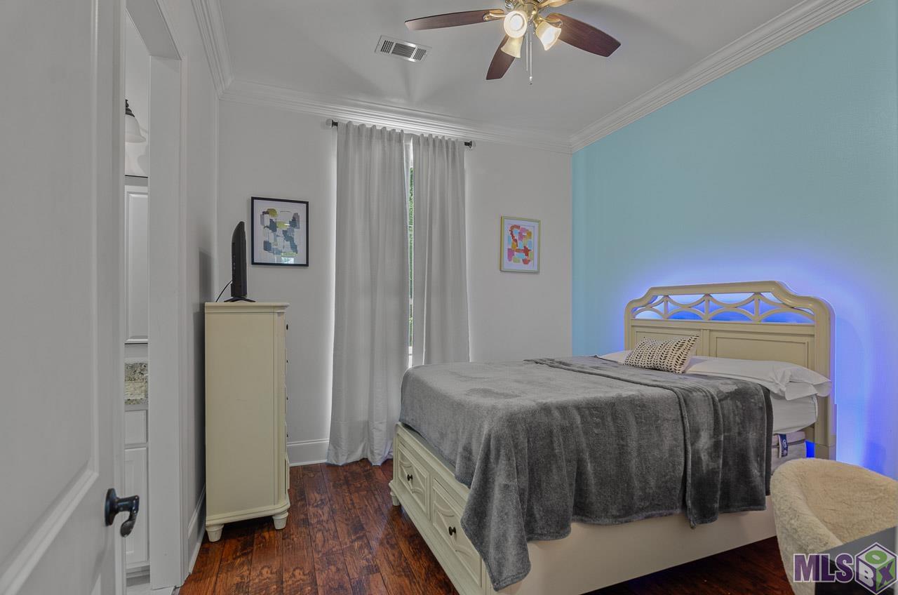 13115 Diversion Canal Road St. Amant, LA 70774 - Photo 20 of 30