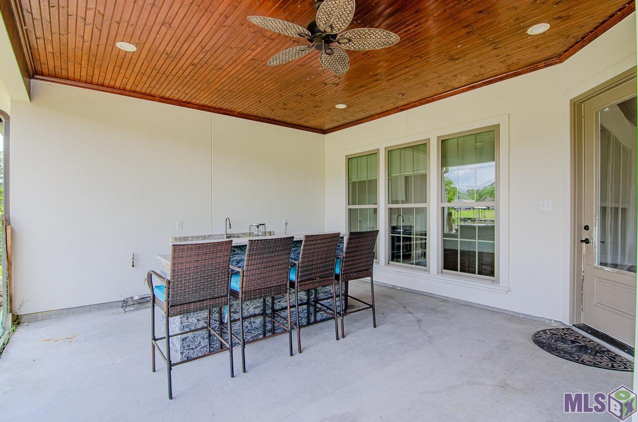 13115 Diversion Canal Road St. Amant, LA 70774 - Photo 25 of 30