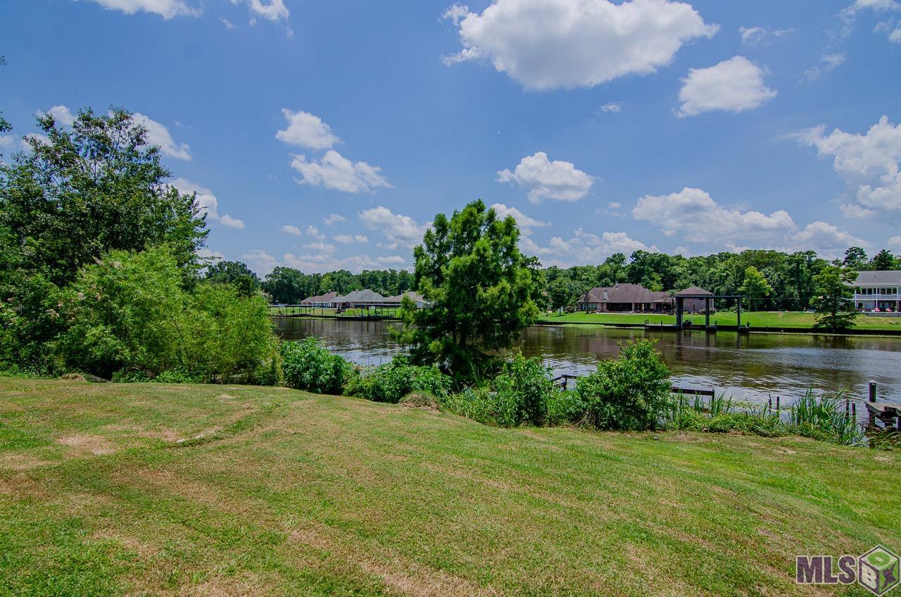 13115 Diversion Canal Road St. Amant, LA 70774 - Photo 29 of 30