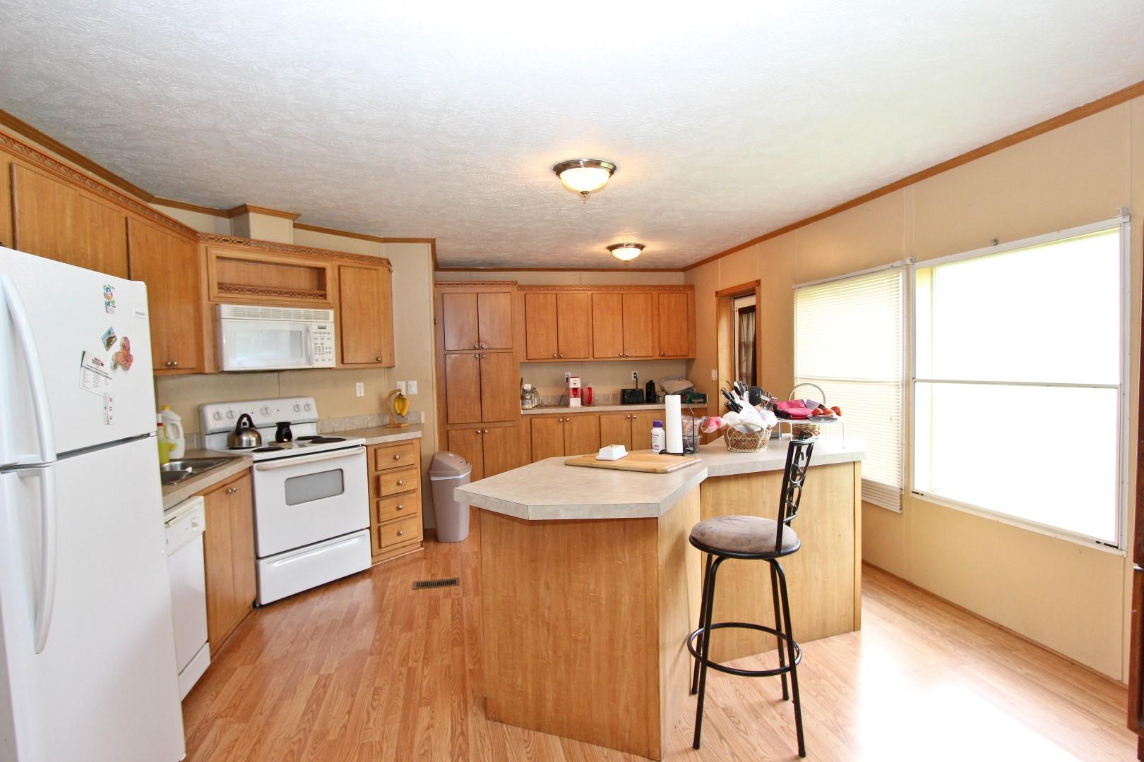 583 Overview Way, Unit 581583 Newport, TN 37821 - Photo 11 of 36 IMG_2084