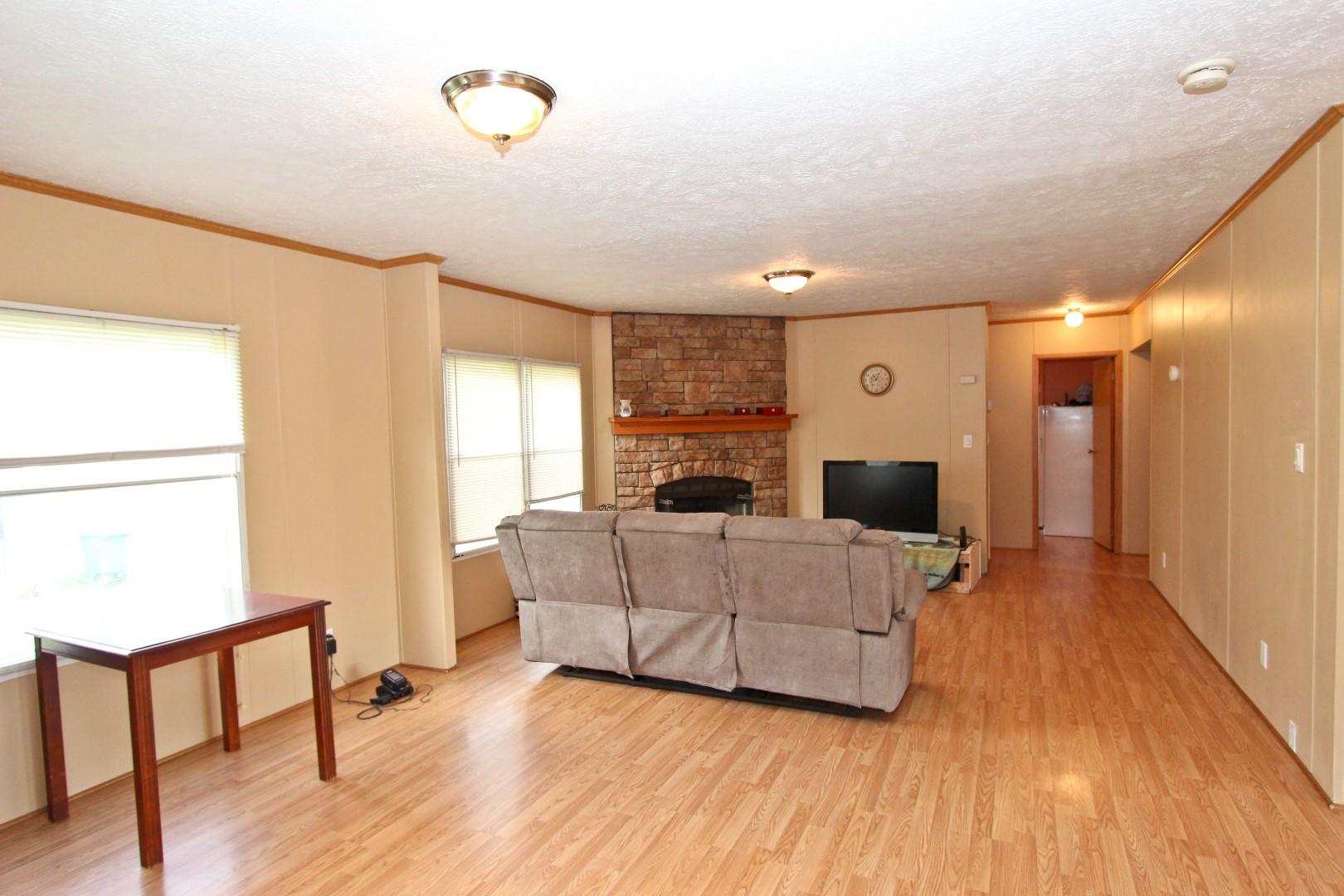 583 Overview Way, Unit 581583 Newport, TN 37821 - Photo 15 of 36 IMG_2088