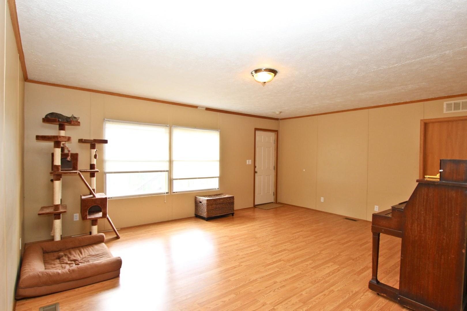 583 Overview Way, Unit 581583 Newport, TN 37821 - Photo 16 of 36 IMG_2095