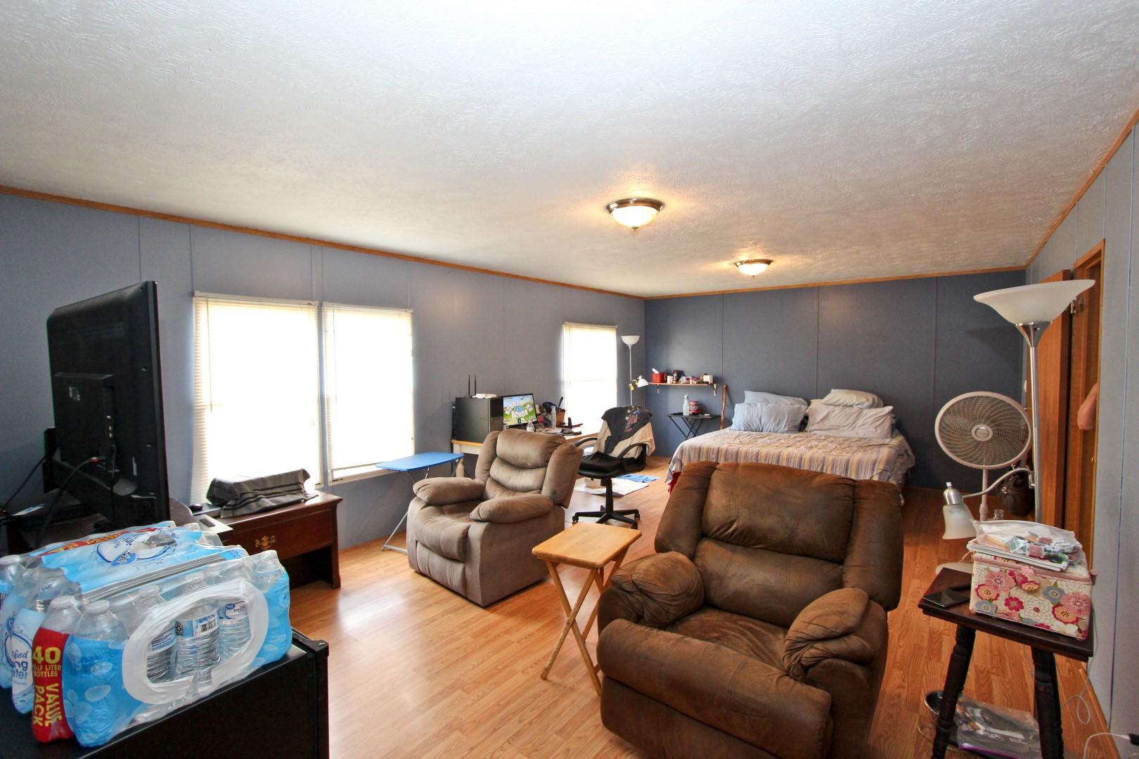 583 Overview Way, Unit 581583 Newport, TN 37821 - Photo 19 of 36 IMG_2097