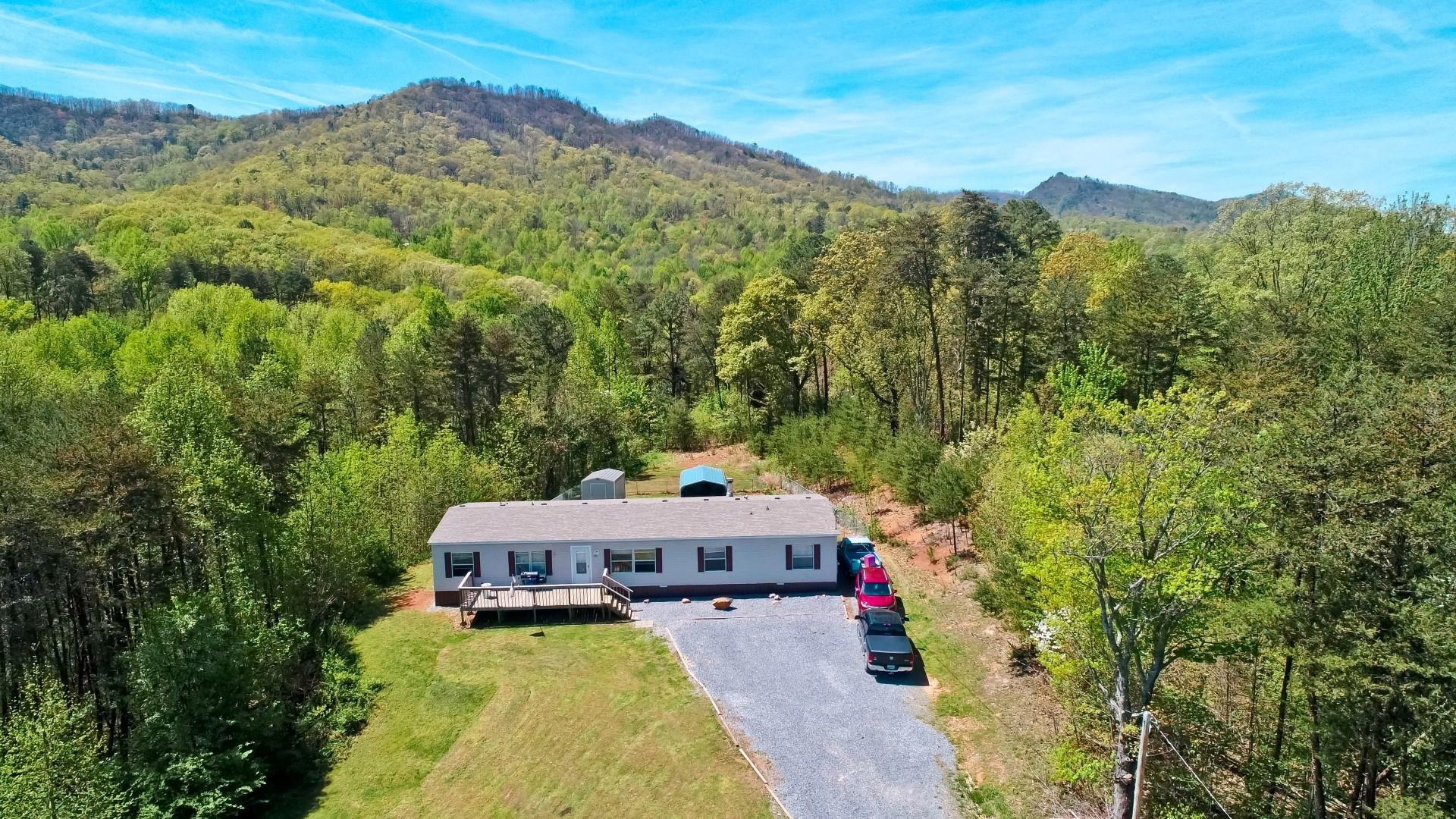 583 Overview Way, Unit 581583 Newport, TN 37821 - Photo 29 of 36 DJI_0034