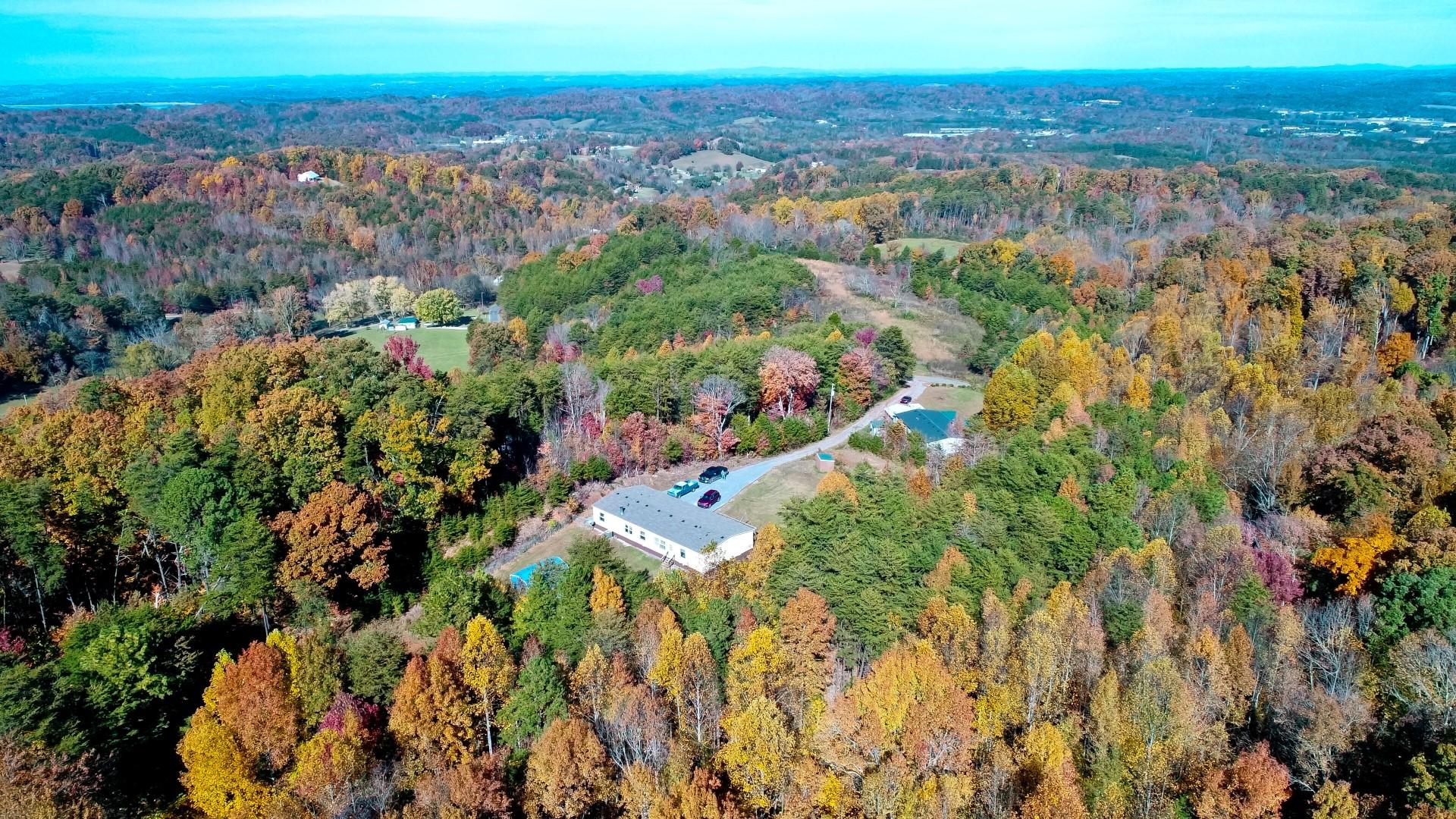 583 Overview Way, Unit 581583 Newport, TN 37821 - Photo 32 of 36 DJI_0008