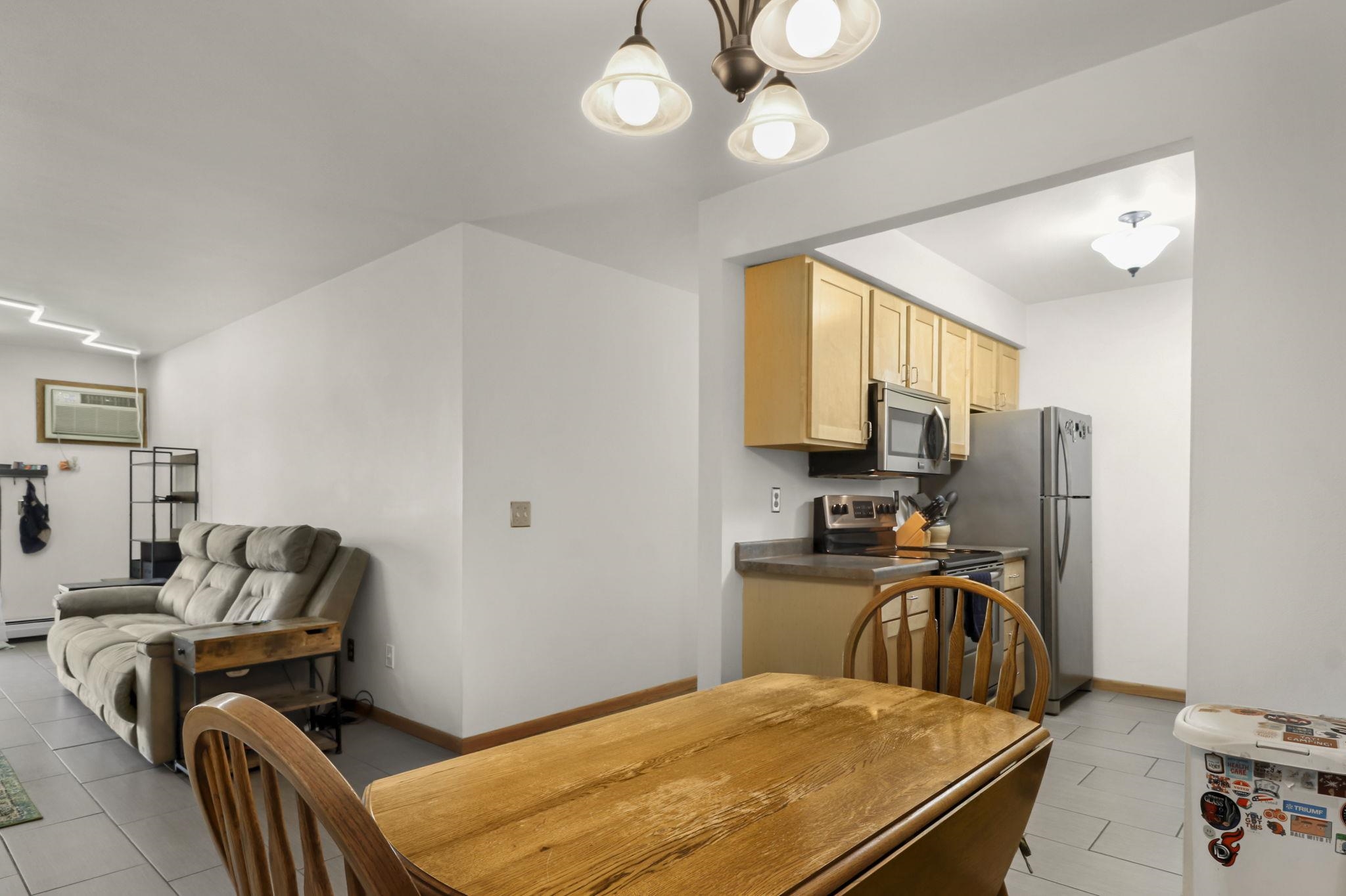 50 Whitcomb Circle, Unit 5 Madison, WI 53711 - Photo 7 of 35