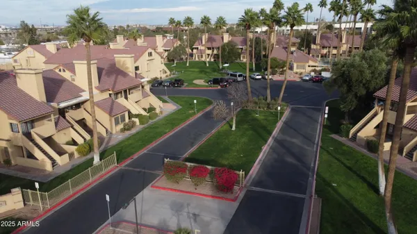 $260,000 | 4901 South Calle Los Cerros Drive, Unit 206, Tempe, AZ 85282