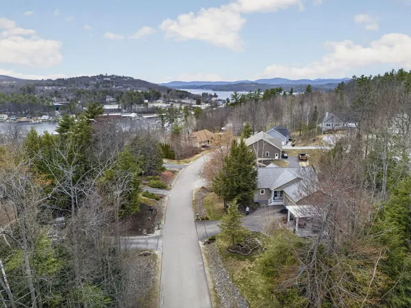 $849,900 | 126 Big Bend Drive, Laconia, NH 03246