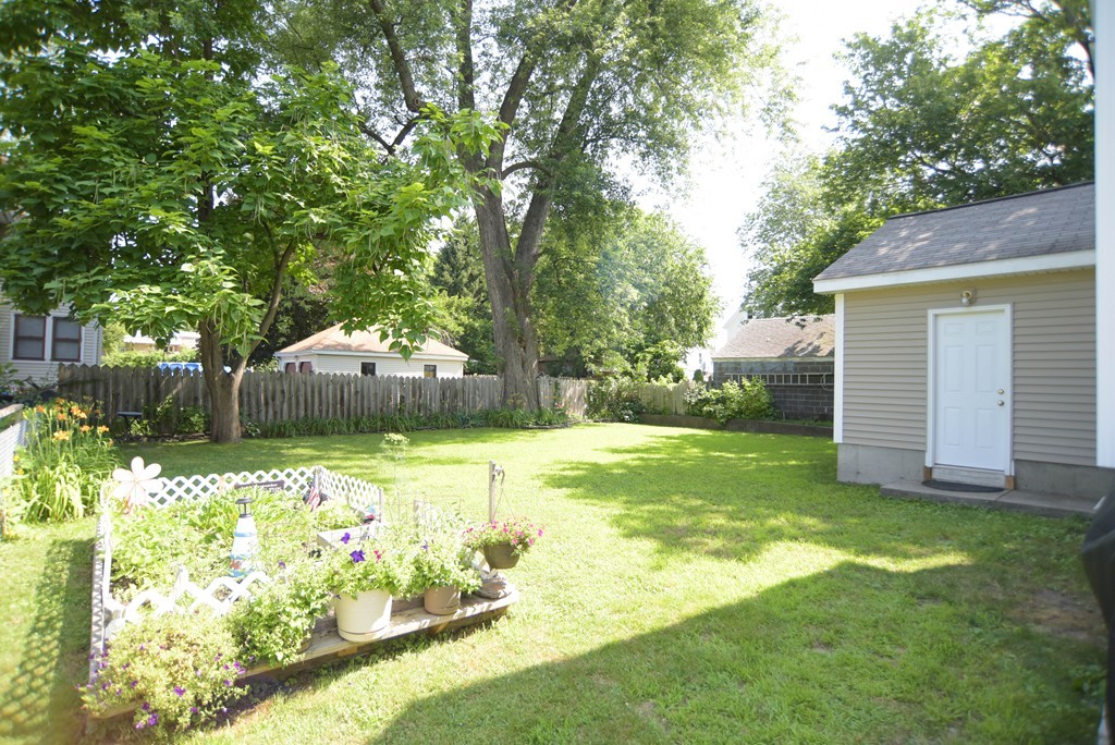 72 Ashley Street West Springfield, MA 01089 - Photo 26 of 30 Gallery Image 26